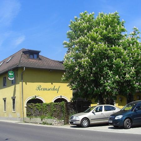 Remserhof Санкт Валентин Екстериор снимка